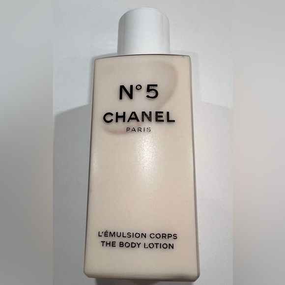 CHANEL No 5 SET Body Oil 3.4 OZ  Spray +No 5 Body Lotion 6.8 Oz + Bonus In Box - Picture 10 of 14